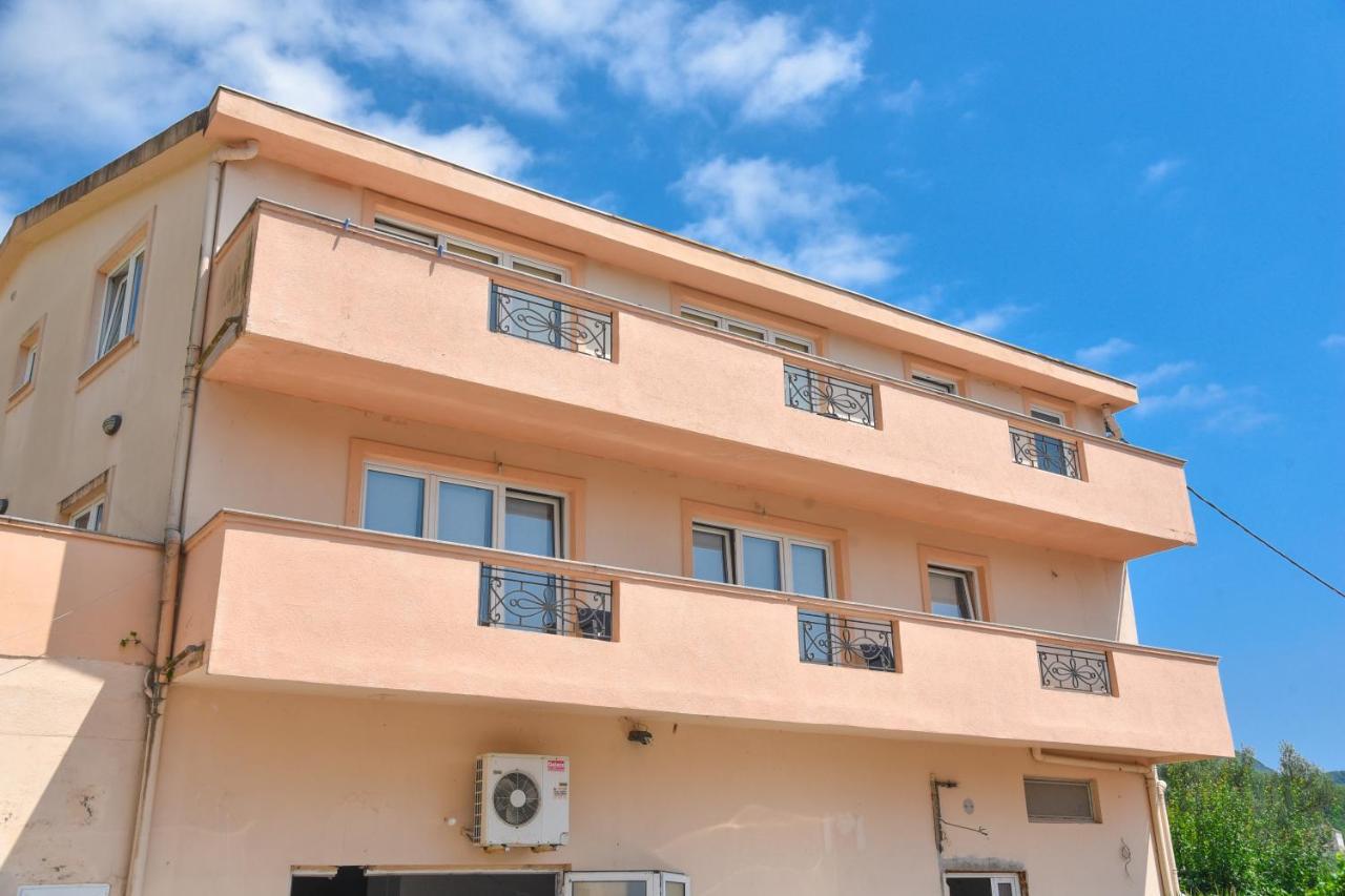 Apartments Bjelanovic Budva Bagian luar foto