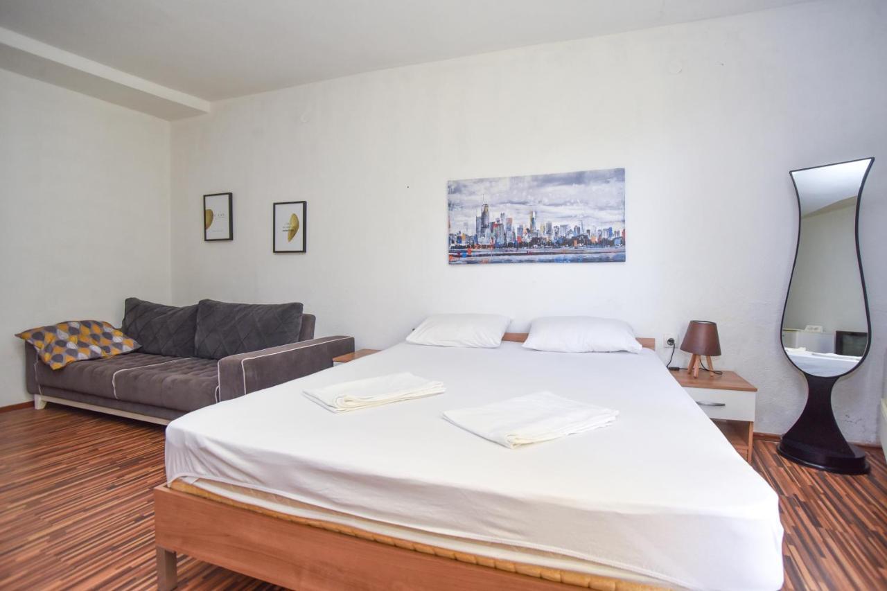 Apartments Bjelanovic Budva Bagian luar foto