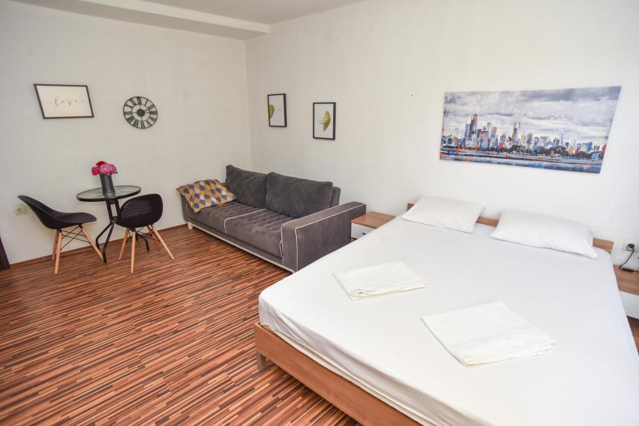 Apartments Bjelanovic Budva Bagian luar foto