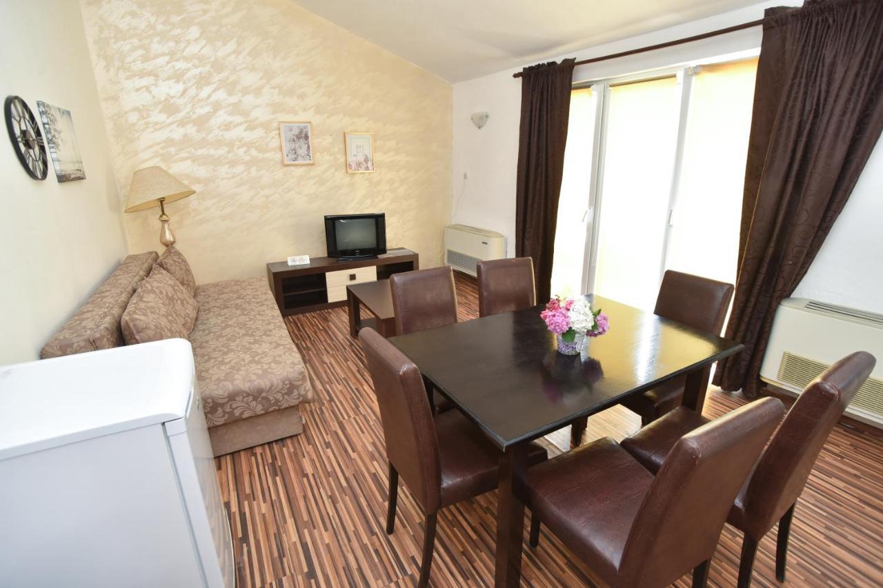 Apartments Bjelanovic Budva Bagian luar foto