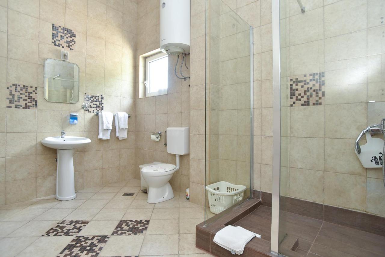 Apartments Bjelanovic Budva Bagian luar foto