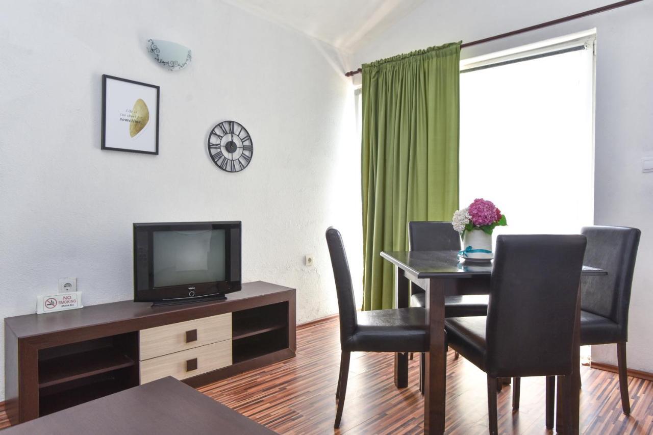 Apartments Bjelanovic Budva Bagian luar foto