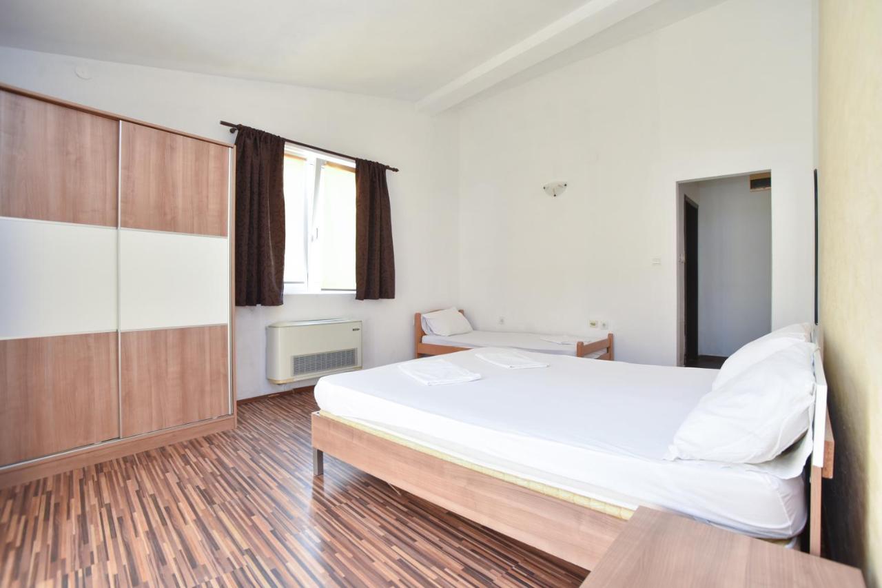 Apartments Bjelanovic Budva Bagian luar foto